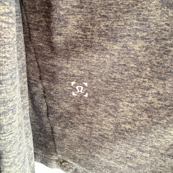 🏃♂️ Lululemon Men’s Quarter Zip Pullover | Athletic Performance Top - Picture 5 of 6